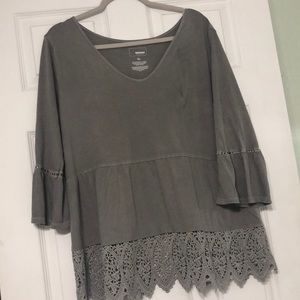 Bell sleeve, lace detail top! Barely worn.